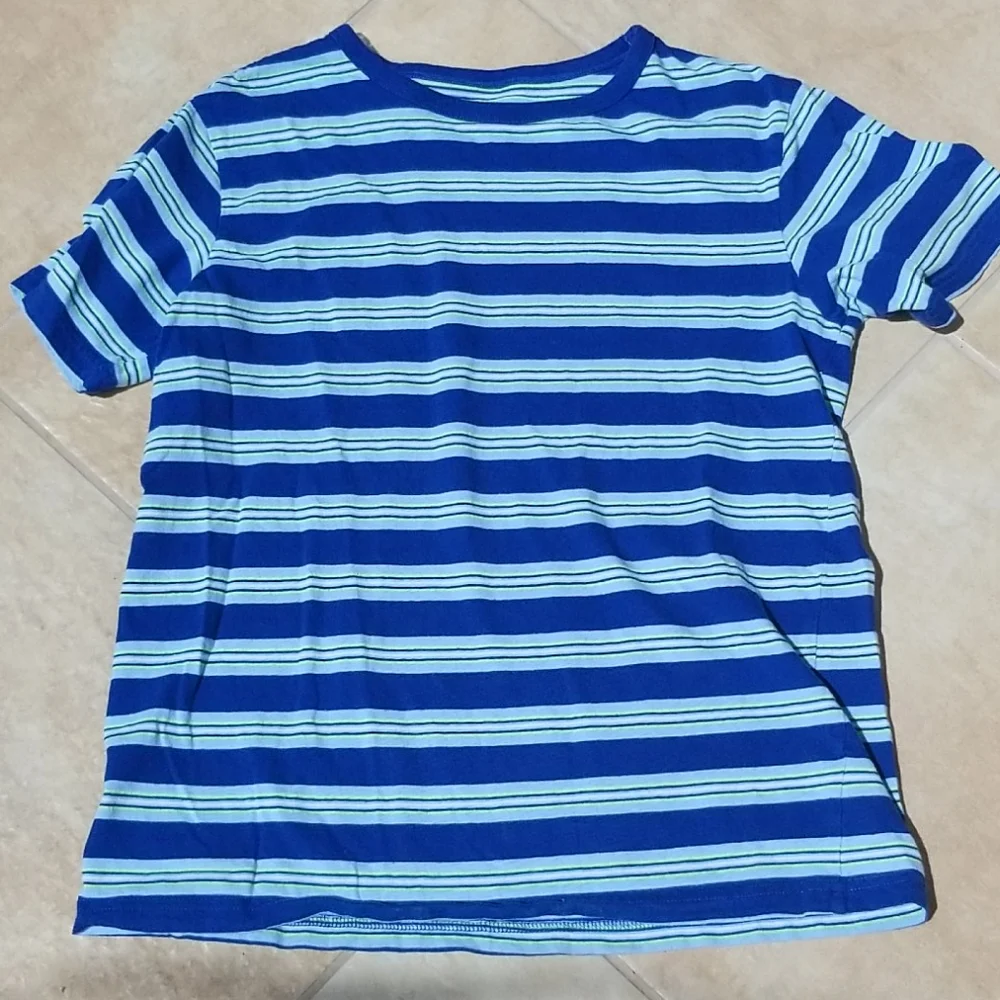 Childrens place striped tees large , set of 2 Shirts
